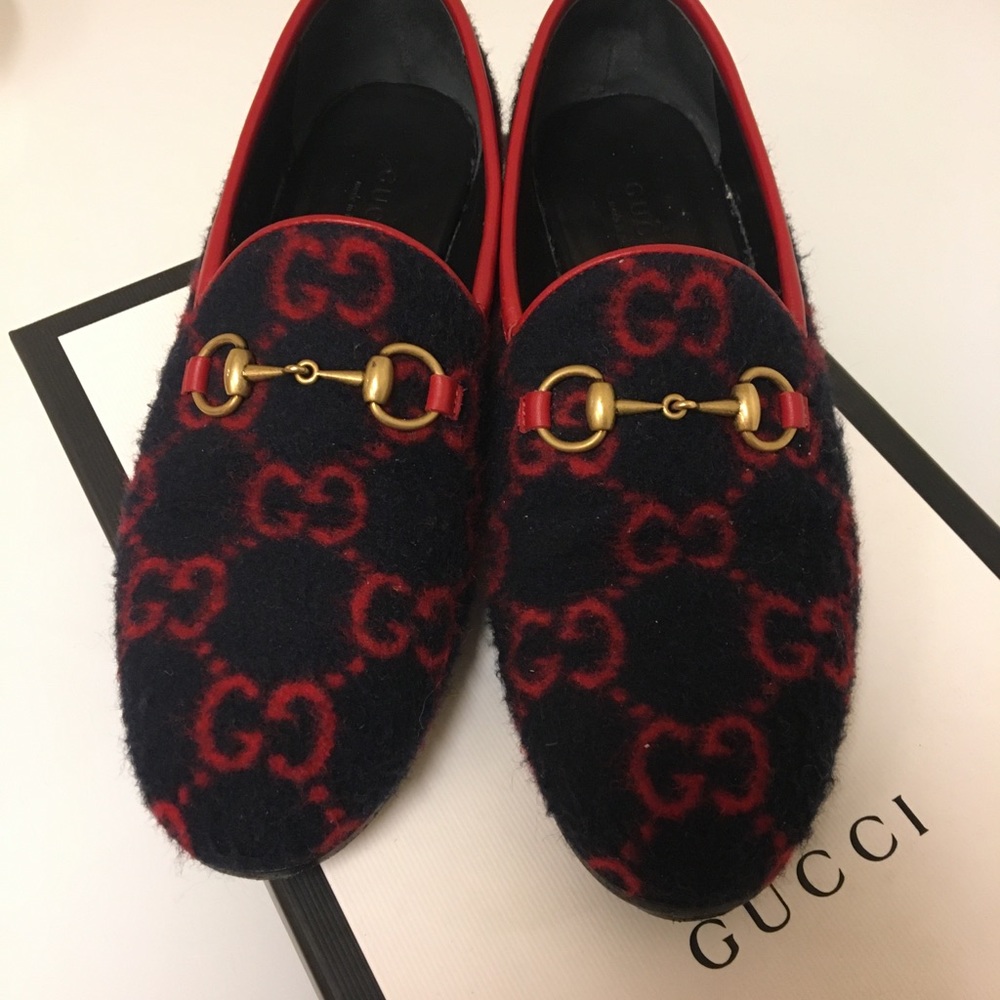 Gucci Jordaan GG Loafer size 5